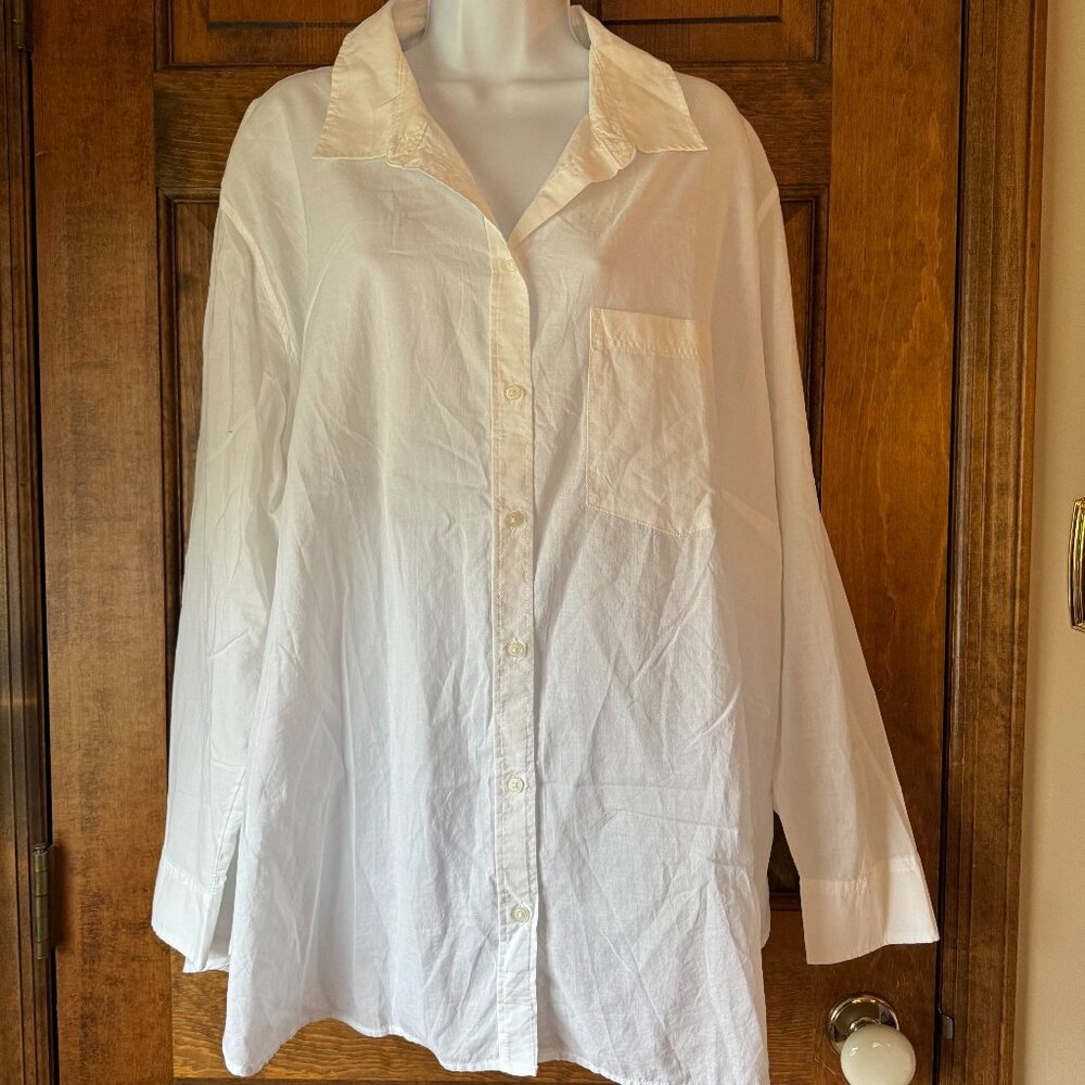 NWT H&M White Button-Down Blouse w/Long Sleeves Size 24